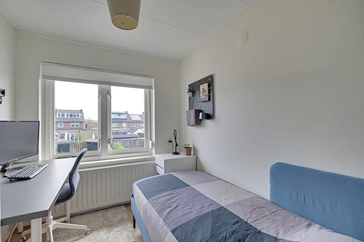 Photo 13 of Westeinde 36