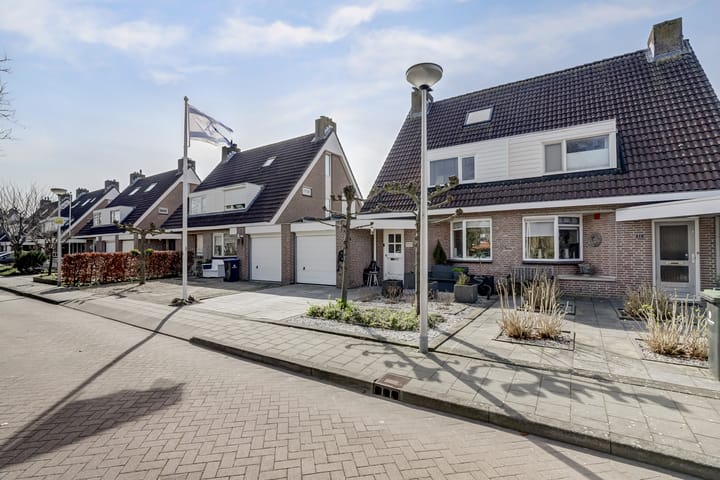 Foto 19 van Wethouder De Jongstraat 29