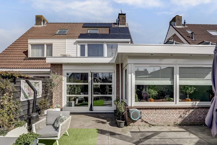 Foto 40 van Wethouder De Jongstraat 29