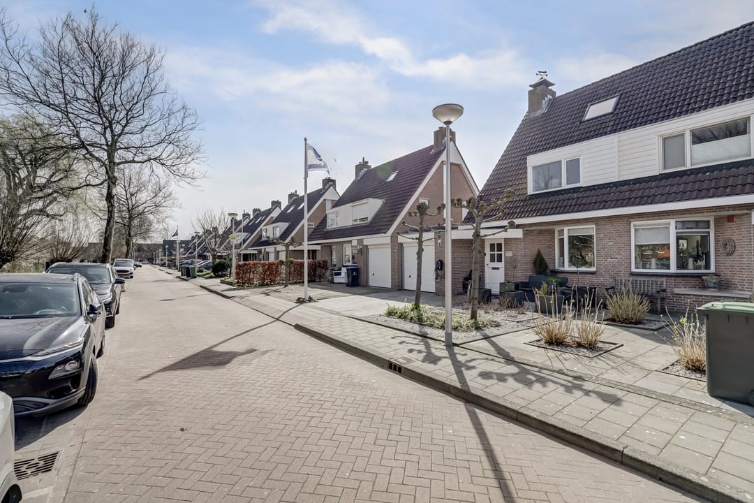 Foto 41 van Wethouder De Jongstraat 29