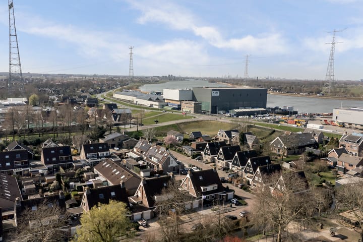 Foto 46 van Wethouder De Jongstraat 29