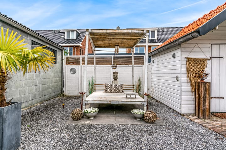 Foto 29 van Burgemeester van Meetelenstraat 23