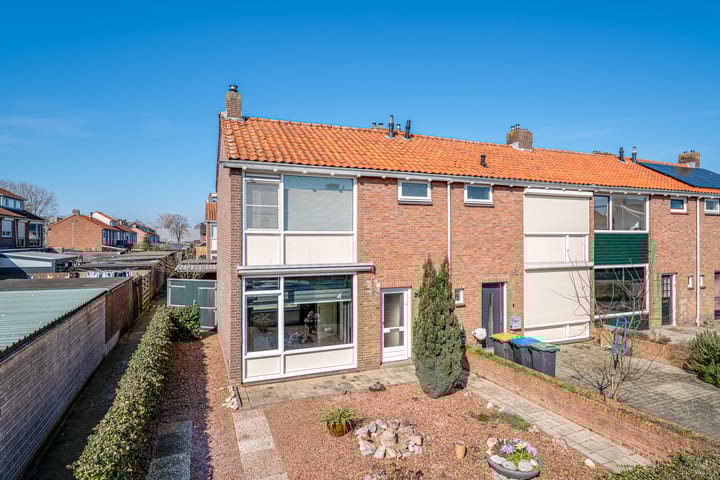 Photo 5 of Clematisstraat 26