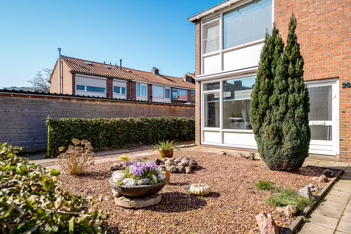 Photo 8 of Clematisstraat 26