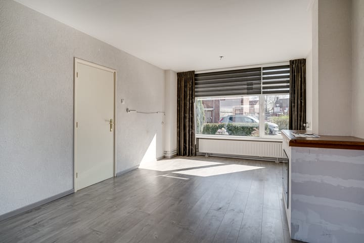 Photo 14 of Clematisstraat 26