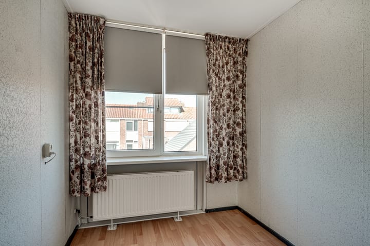 Photo 35 of Clematisstraat 26