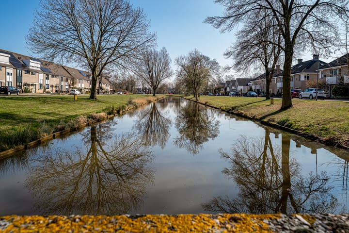 Photo 43 of Clematisstraat 26