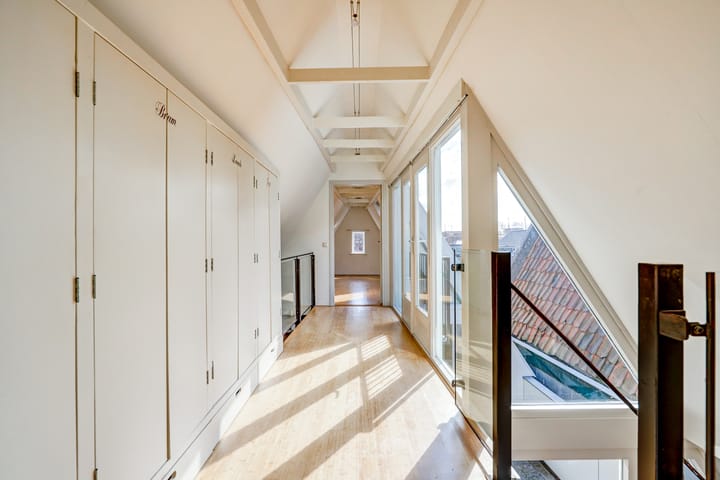 Photo 2 of Westerstraat 39-A