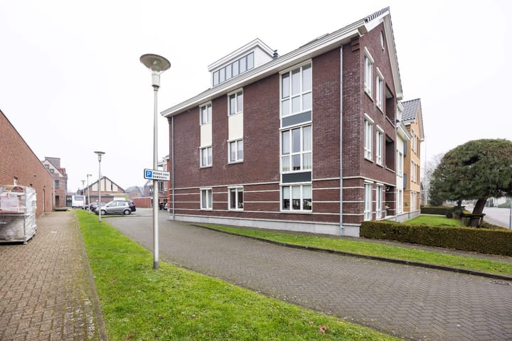 Foto 42 van Willem Alexanderlaan 54