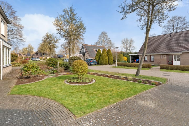 Foto 2 van Margriet 44