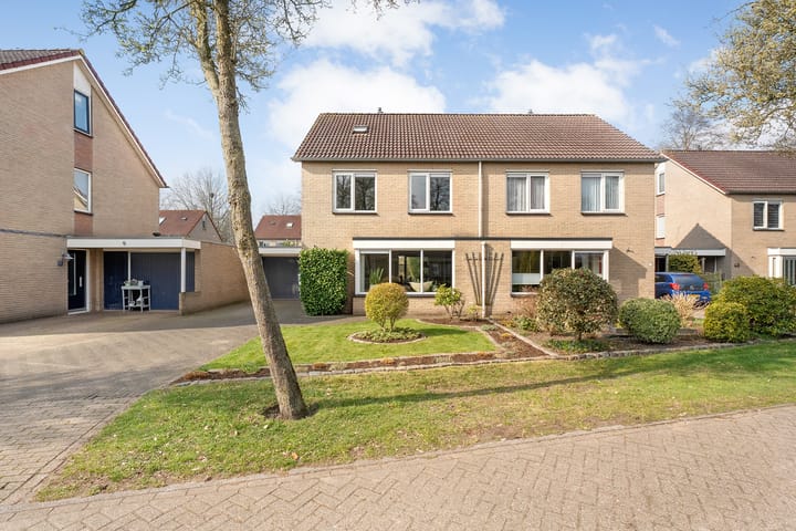 Foto 3 van Margriet 44