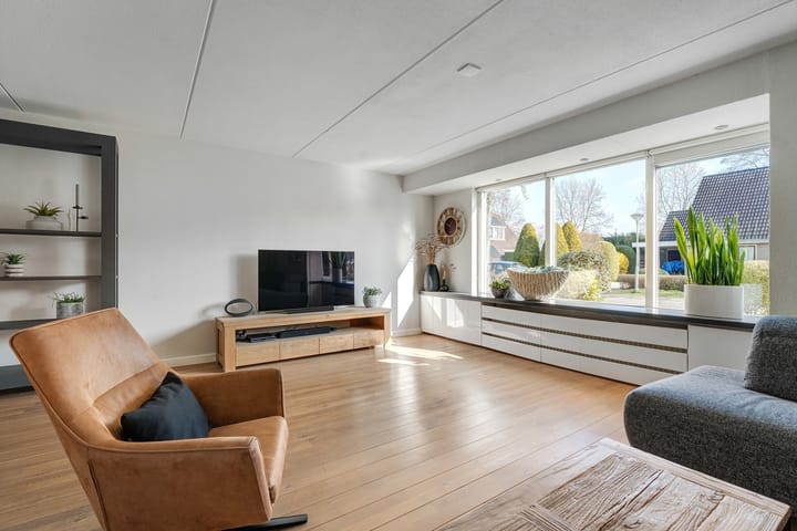 Foto 7 van Margriet 44