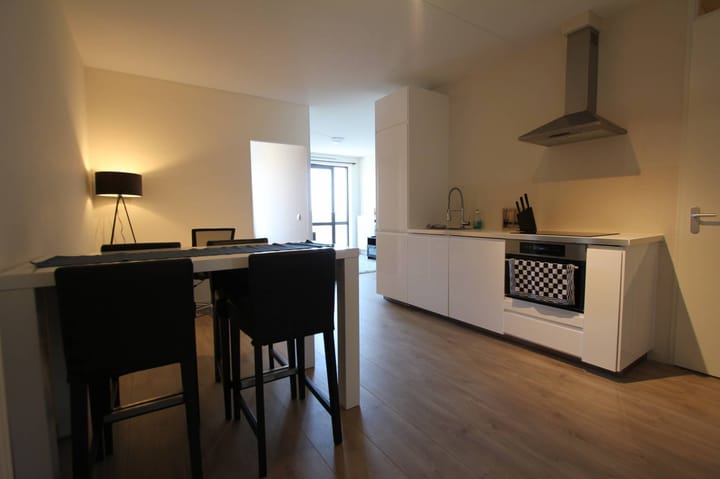 Foto 9 van Johan van der Keukenstraat 91-E