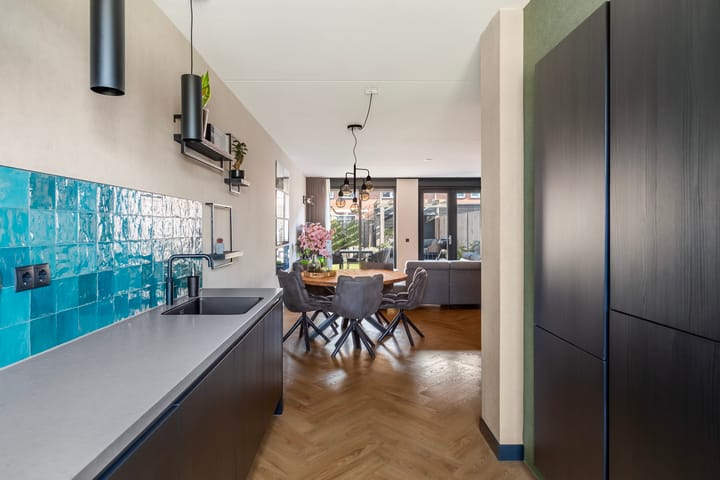 Foto 21 van Burg. Schwartzlaan 36