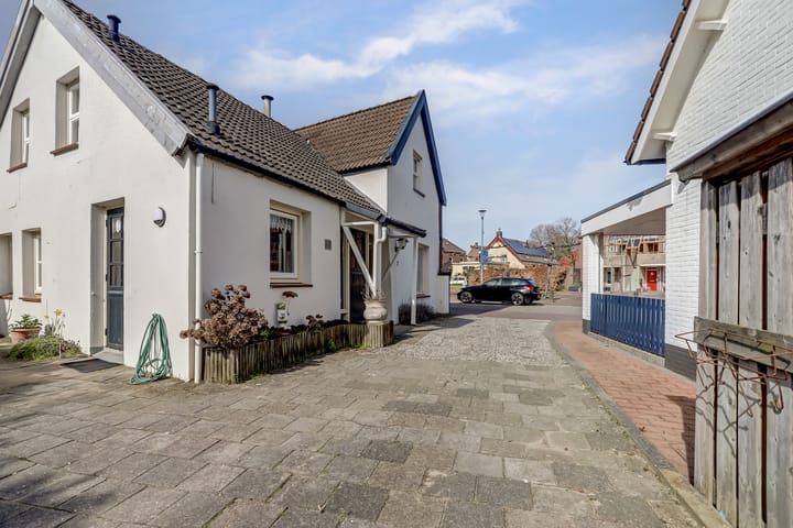 Foto 37 van Haarstraat 2