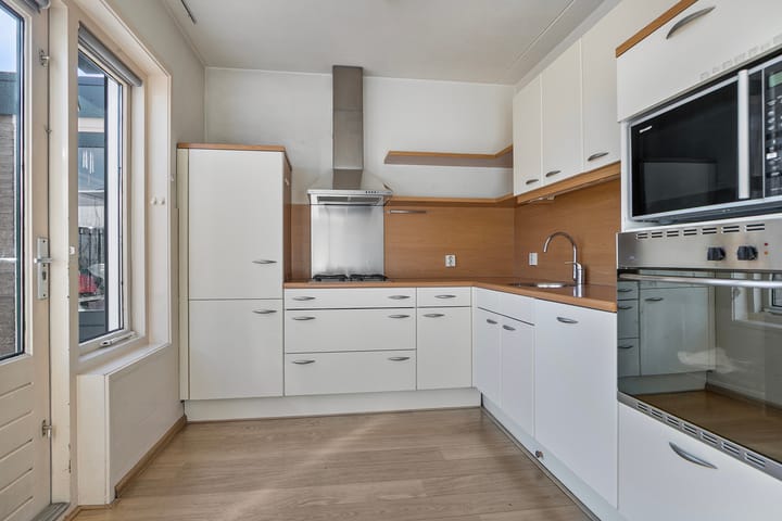 Foto 6 van Dierick Boutsstraat 6