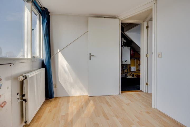 Foto 25 van Van Boetzelaerlaan 30