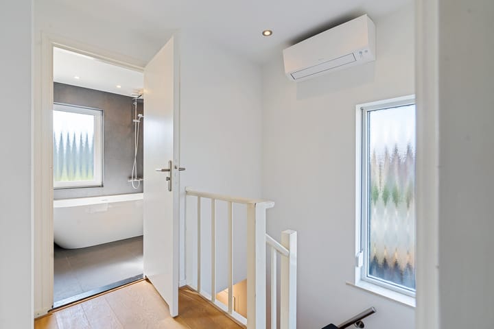 Foto 16 van Beneluxlaan 8