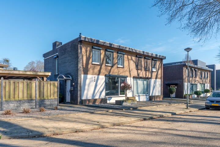 Foto 27 van Beneluxlaan 8