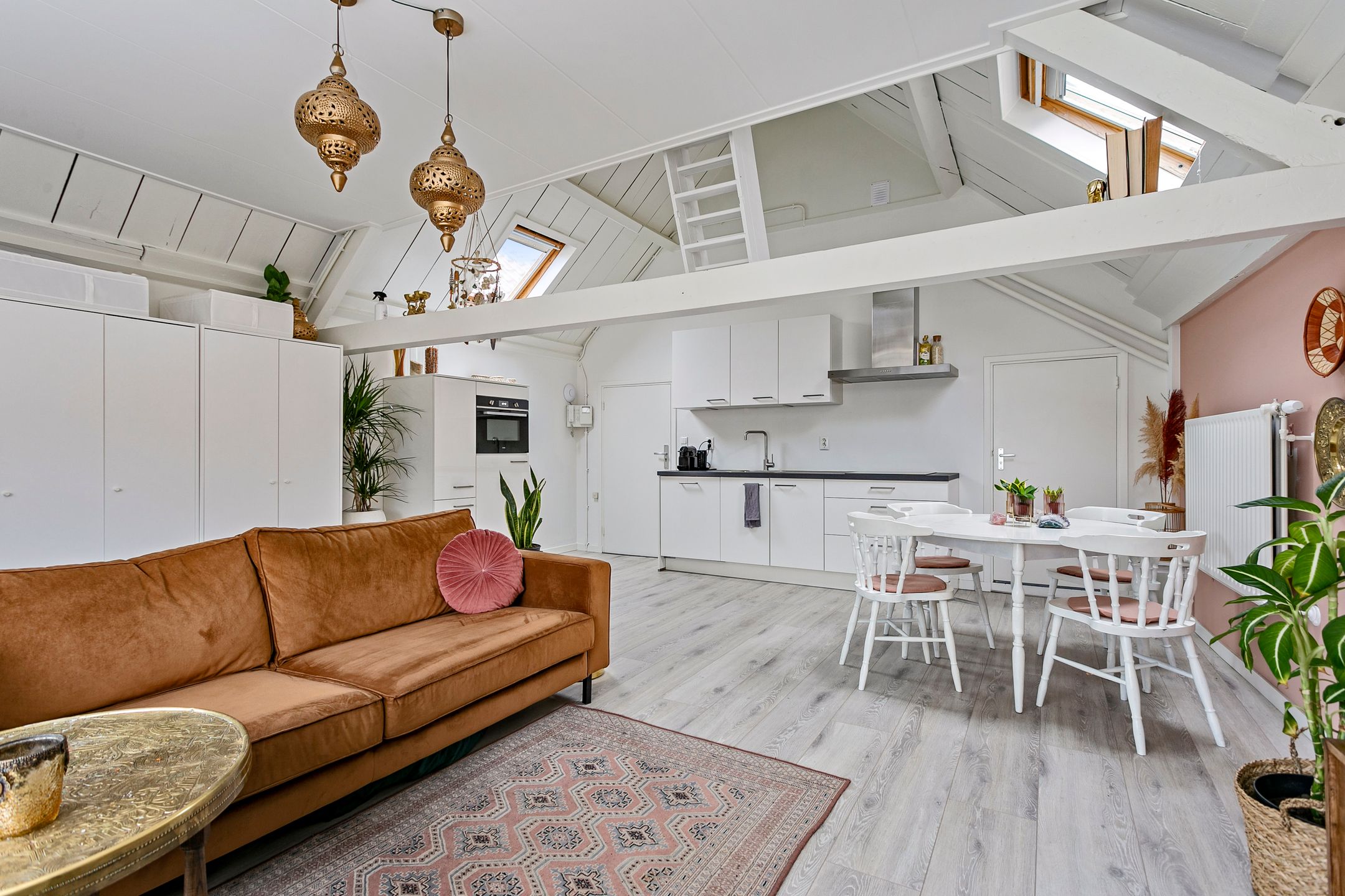 Foto 3 van Hinthamerstraat 214-C