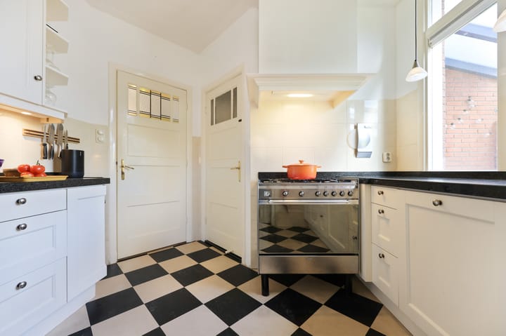 Foto 7 van Kennemerstraatweg 181