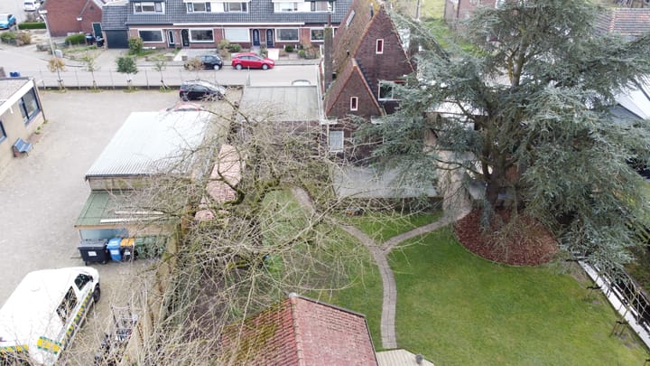 Foto 44 van J.D. van Leeuwenstraat 13