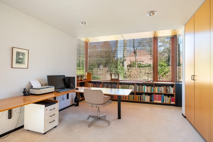 Foto 23 van Julianalaan 57