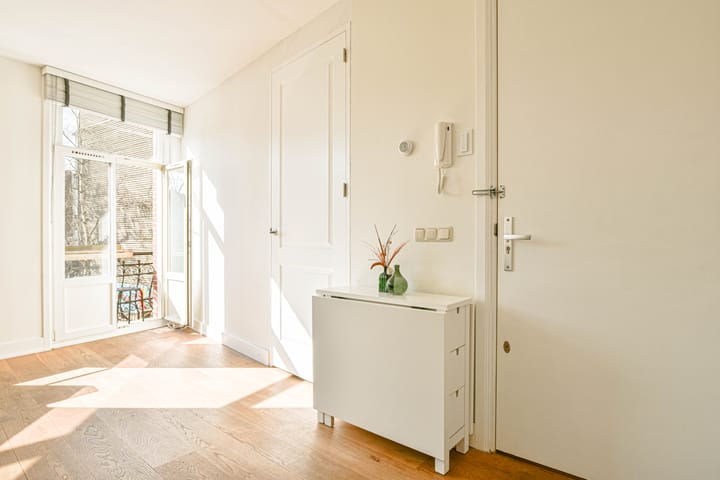 Photo 7 of Bankastraat 17-B