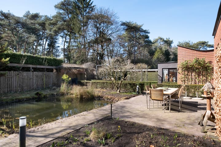 Foto 37 van Julianalaan 57