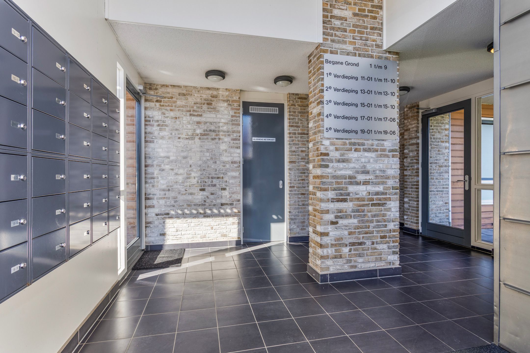 Foto 6 van De Maaidorser 17-6