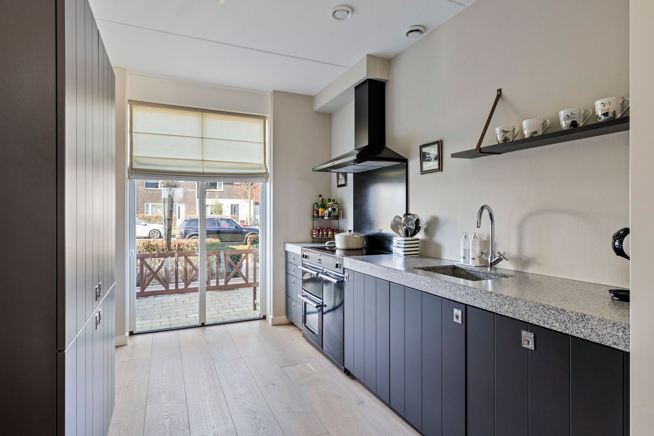 Foto 3 van Elementen 8