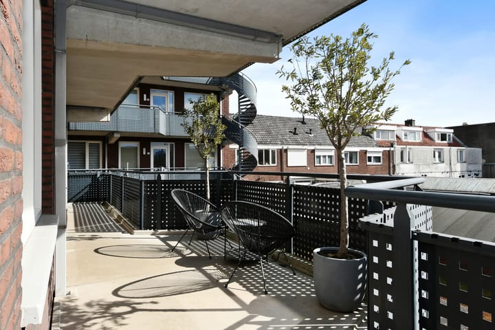 Photo 8 of Gemmastraat 29