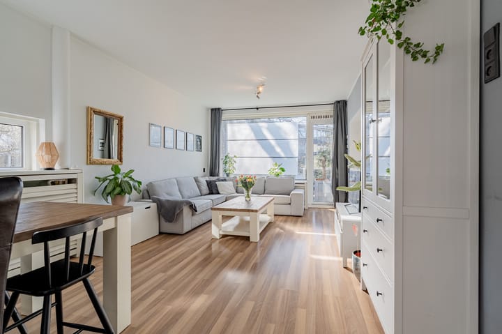 Foto 7 van Julianaplantsoen 180