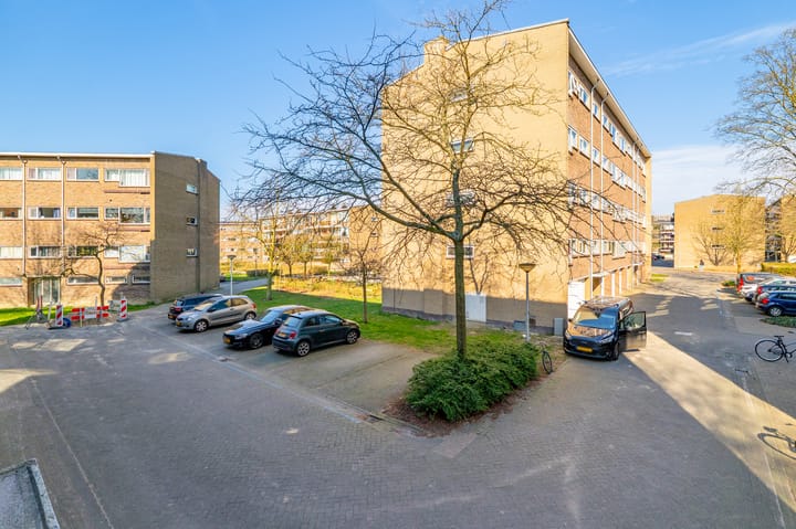 Foto 41 van Julianaplantsoen 180