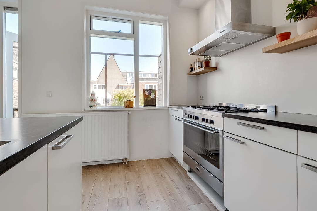 Photo 11 of Muiderstraatweg 51