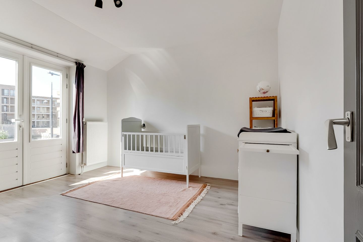 Photo 25 of Muiderstraatweg 51