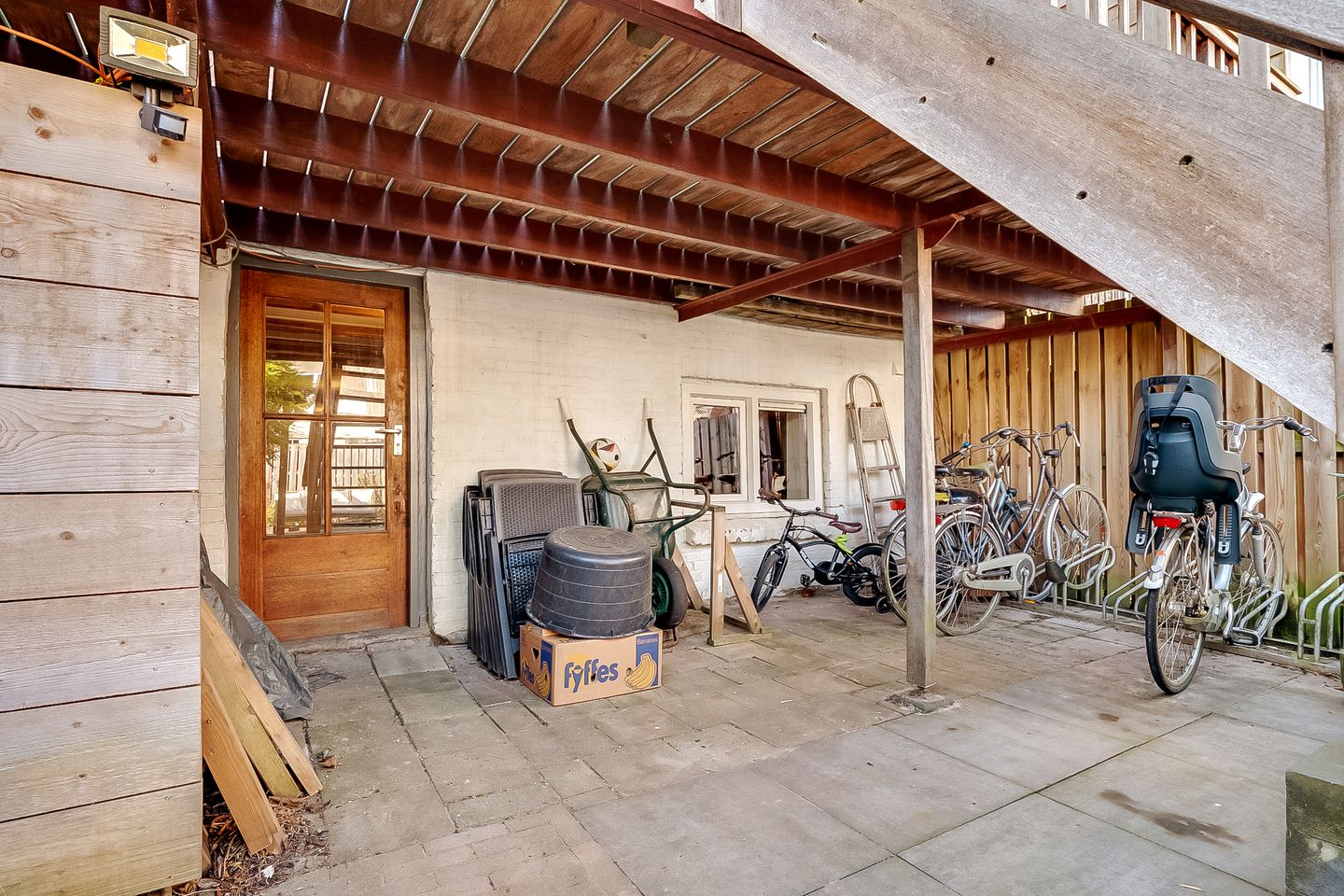 Photo 34 of Muiderstraatweg 51