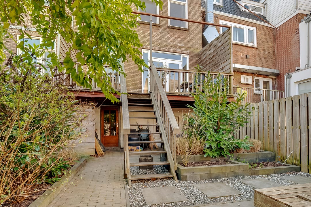 Photo 37 of Muiderstraatweg 51