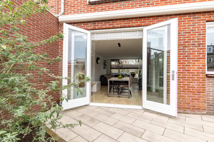 Foto 35 van Dobbestraat 24