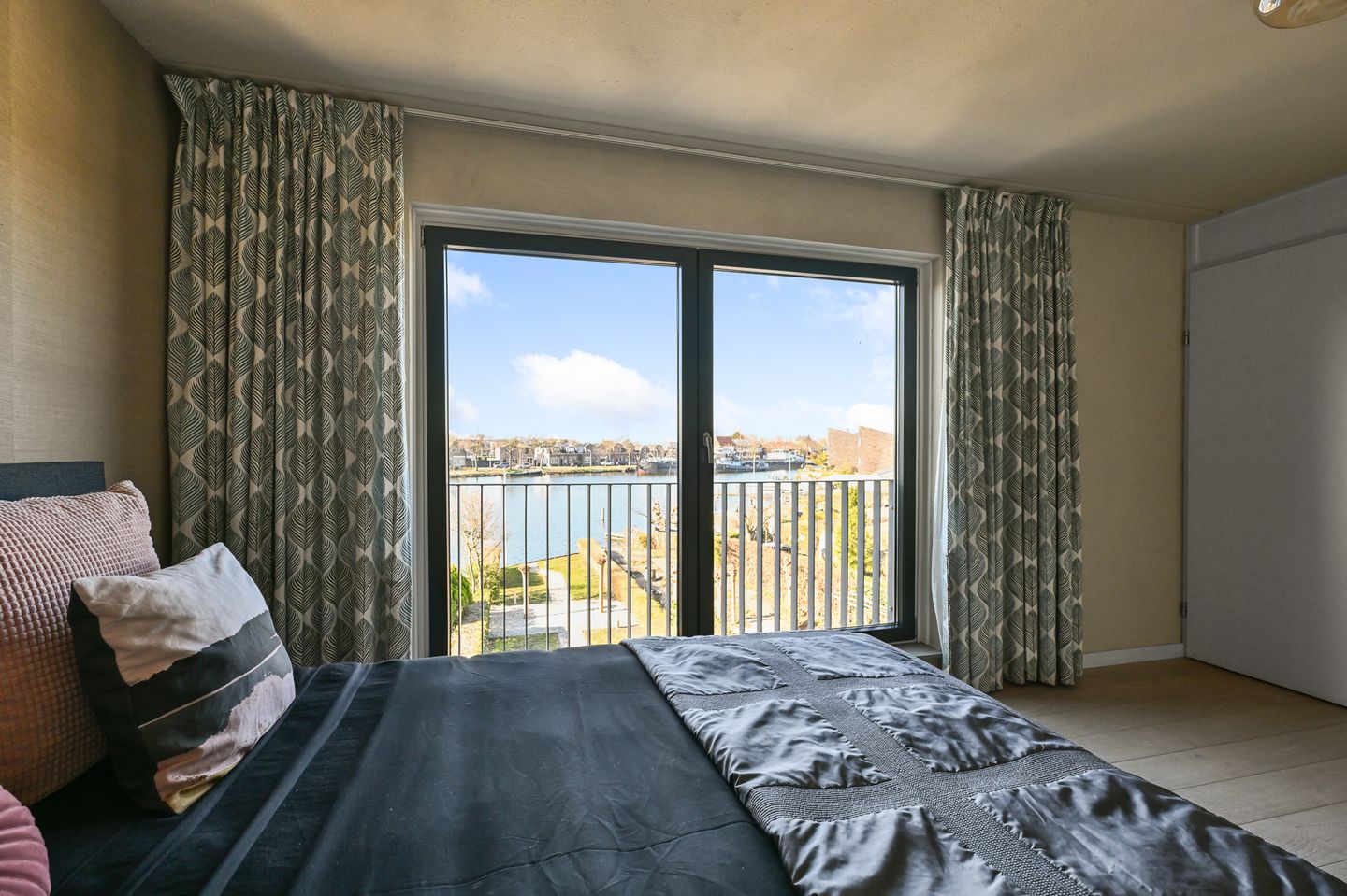 Foto 20 van Amrum 62