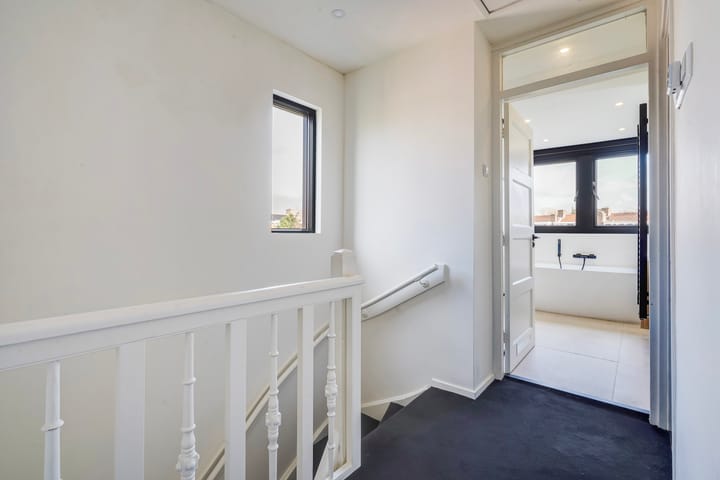 Foto 52 van Tortellaan 66