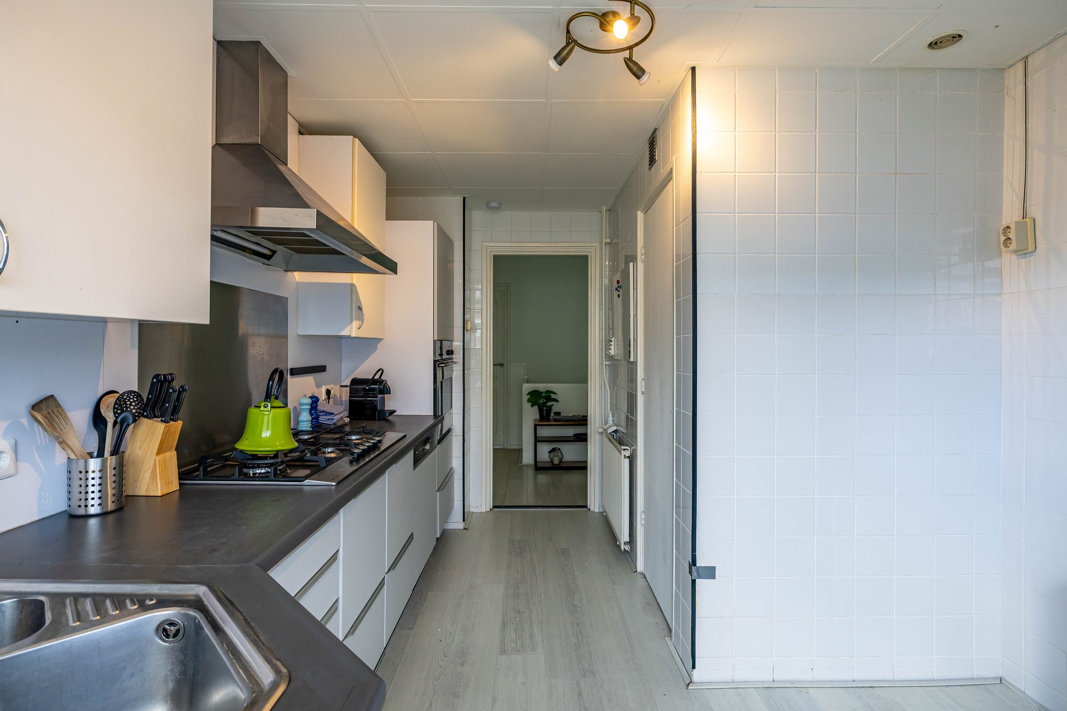 Photo 12 of Nicolaas Beetsstraat 63