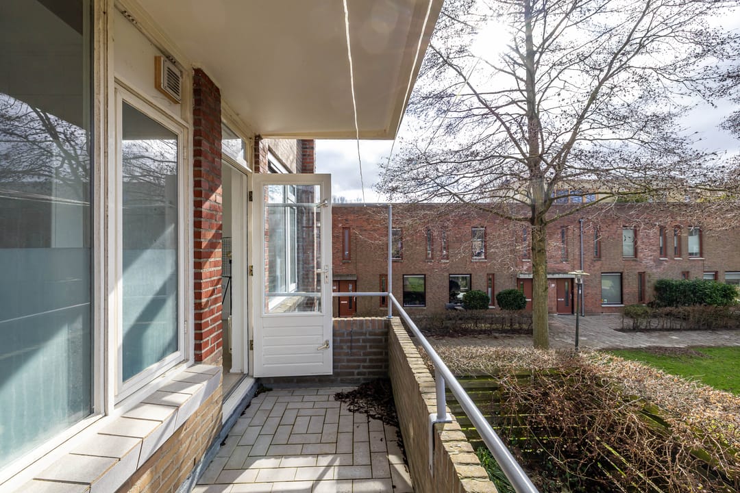 Photo 16 of Nicolaas Beetsstraat 63