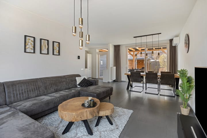 Foto 10 van Christinastraat 6