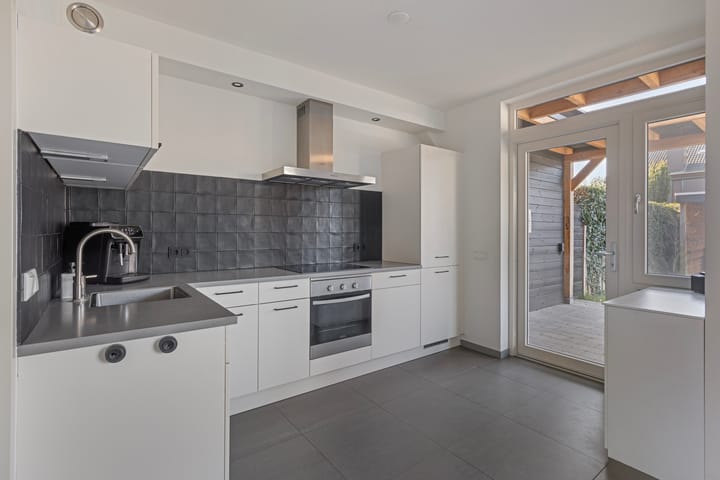 Foto 15 van Christinastraat 6