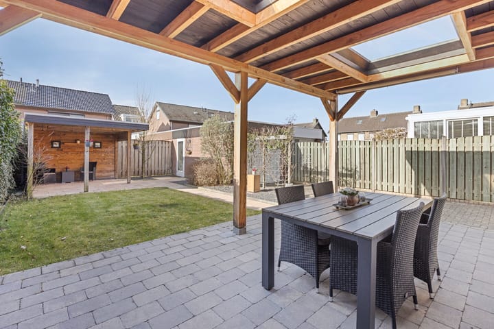 Foto 28 van Christinastraat 6