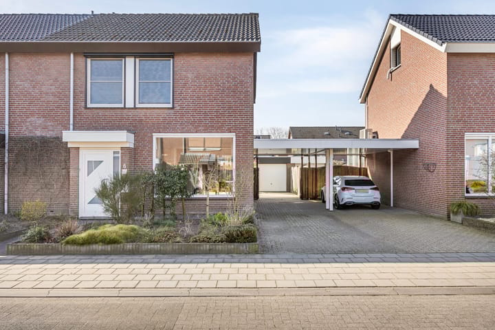 Foto 36 van Christinastraat 6