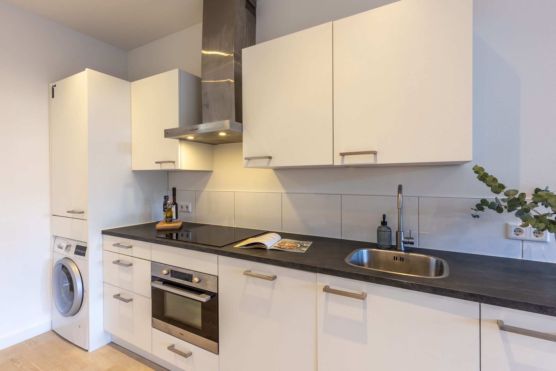 Photo 12 of Amsterdamsestraatweg 142