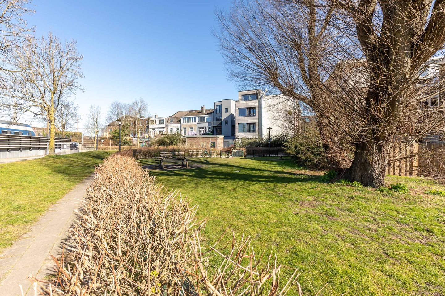 Photo 34 of Amsterdamsestraatweg 142