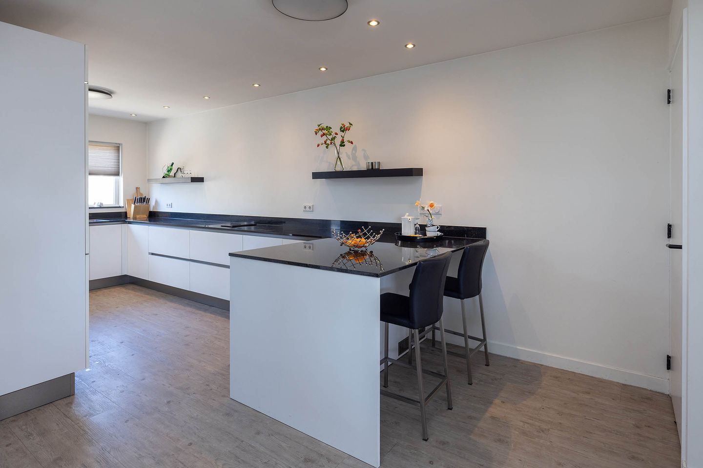 Foto 10 van Voltherstraat 1